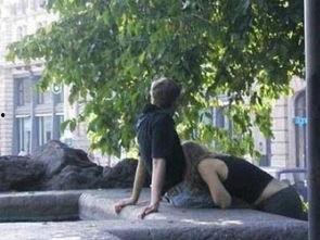 床上男女啪啪的视频,揭秘床上私密瞬间